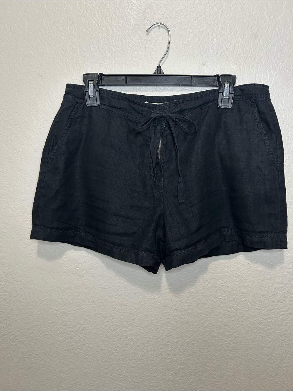 LOFT Black 100% Linen Drawstring Shorts Size 6 Casual Summer